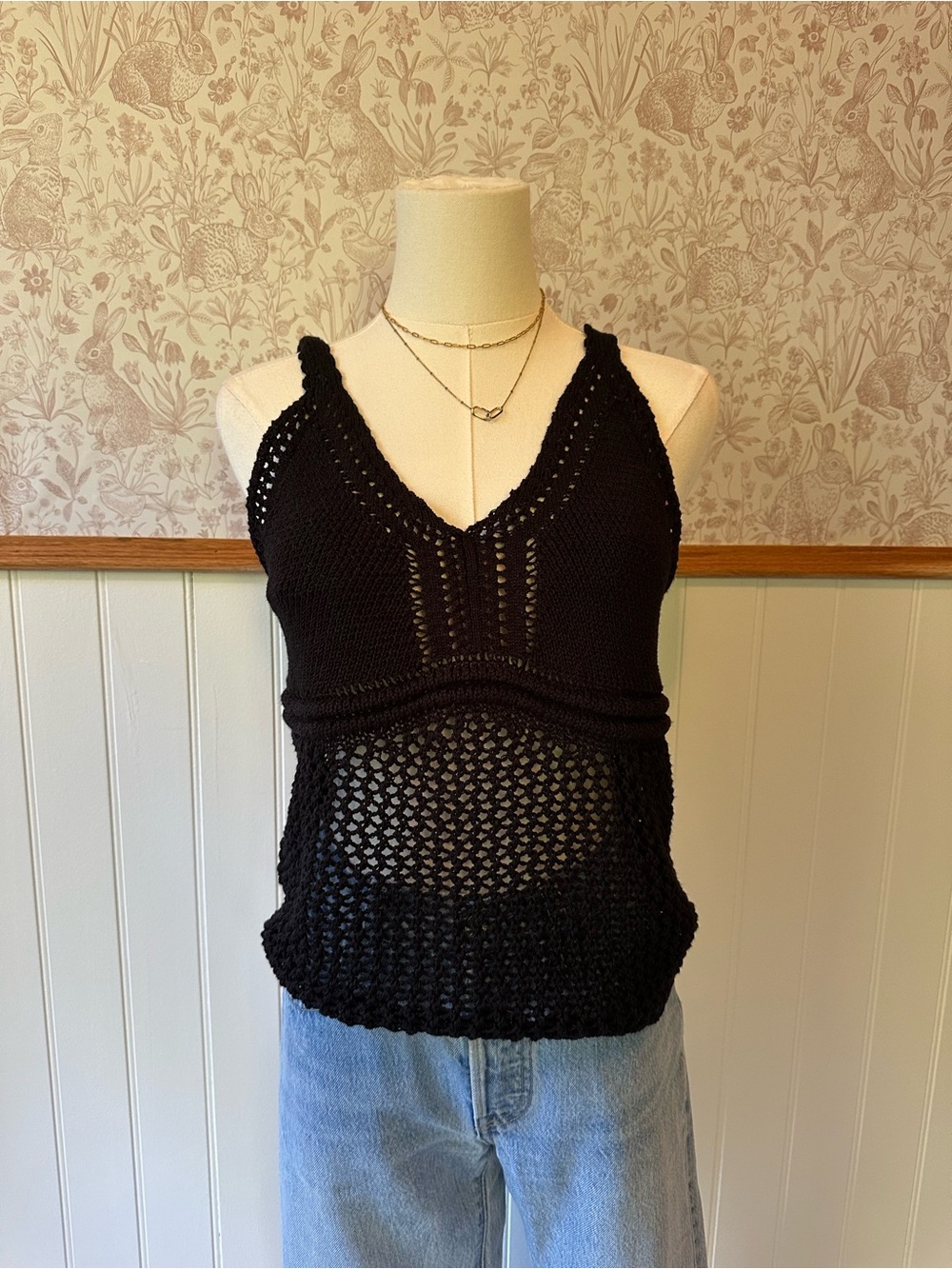 Active USA Black Crochet V-Neck Tank Top - Picture 2 of 6